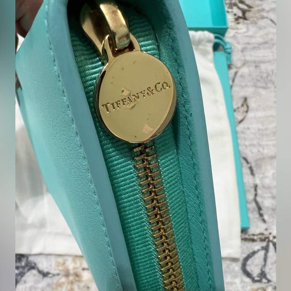 Tiffany & Co. XL leather zipper wallet - Picture 13 of 15